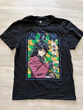 Men's Black Anime Graphic Short Sleeve Tee with Maroon Accent